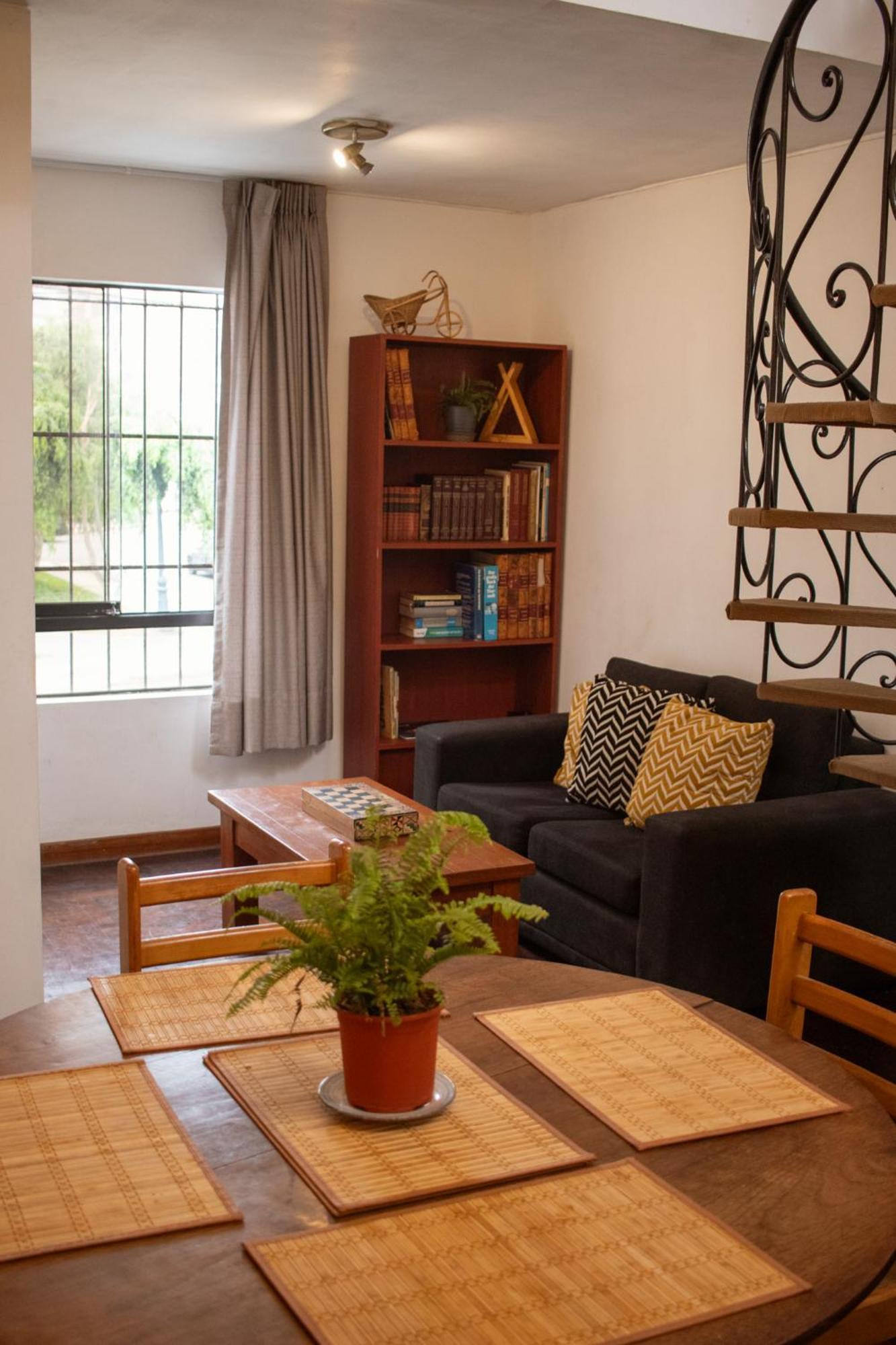 Temazcal Hostel Lima Exterior photo